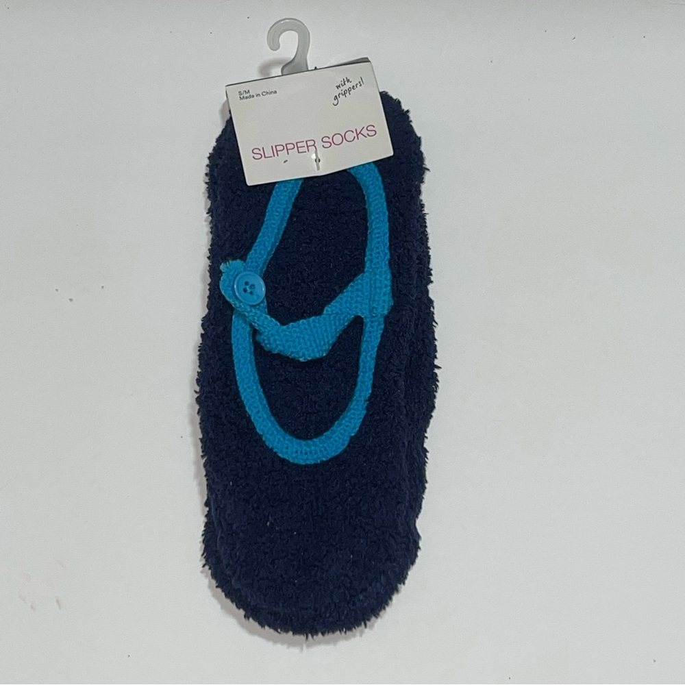 GMA Accessories Blue Slipper Socks with Grippers, Size S/M